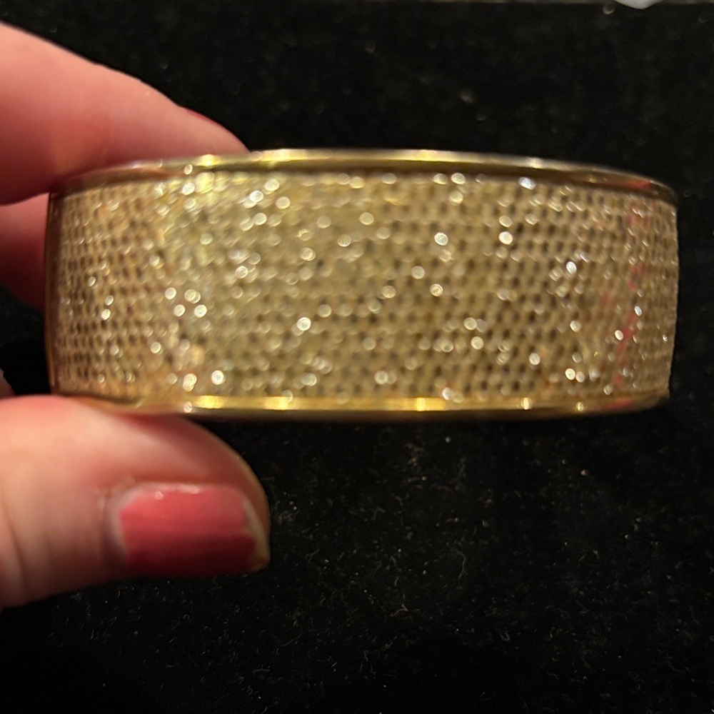 Elegant Gold Sparkling Cuff Hinged Bracelet